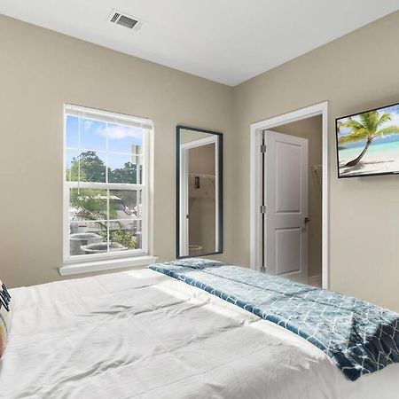 Elegant 1Br/1Ba Condo With Pool, Gym And Laundry Melbourne Eksteriør billede